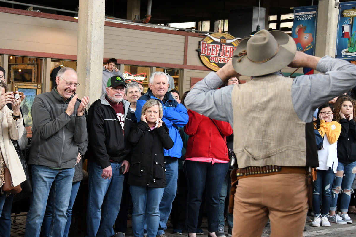 040 Cowboy drama preceeds the shootout.JPG